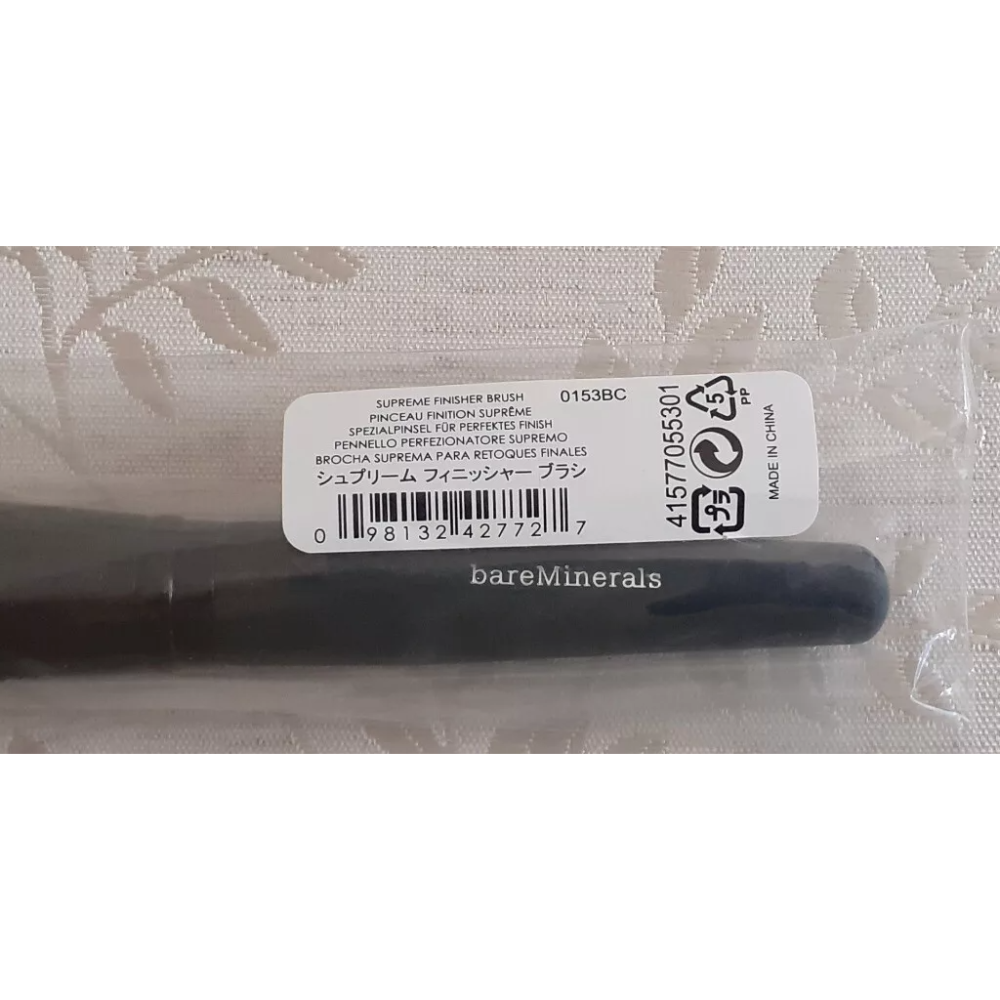 BareMinerals Supreme Finisher Brush 1 piece