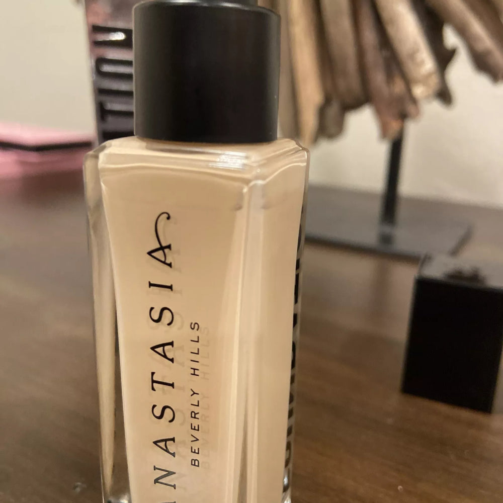 Anastasia Beverly Hills Luminous Foundation