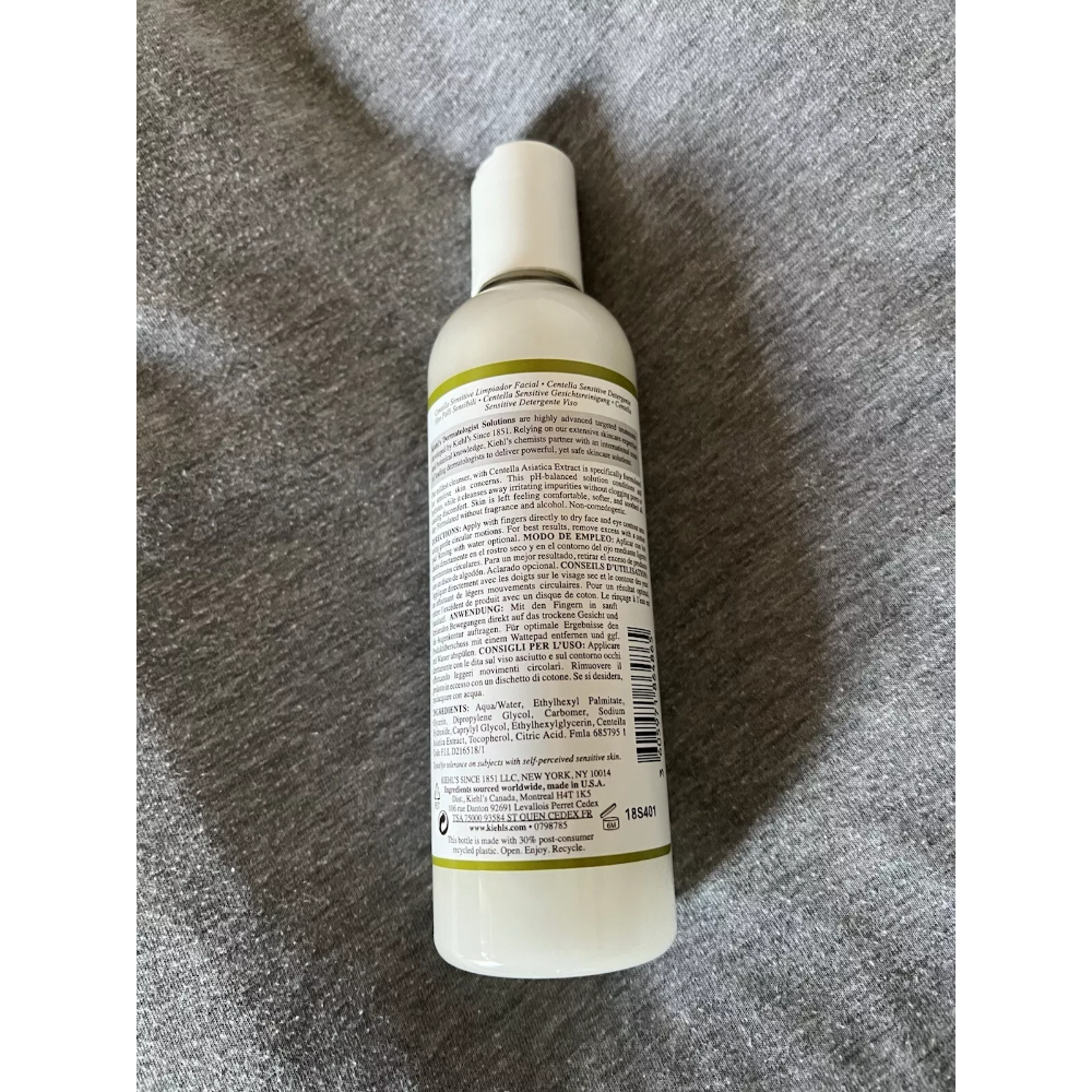 Kiehl's Centella Sensitive Facial Cleanser