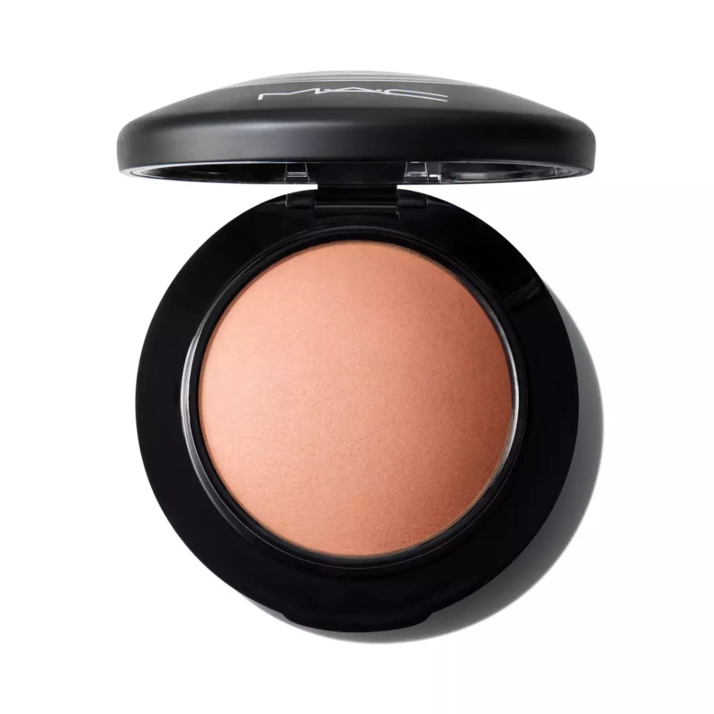 MAC Extra Dimension Skinfinish