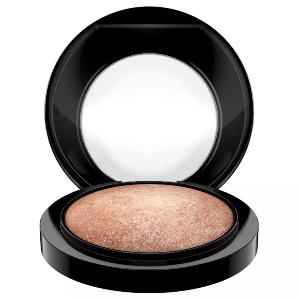 MAC Mineralize Skinfinish Natural