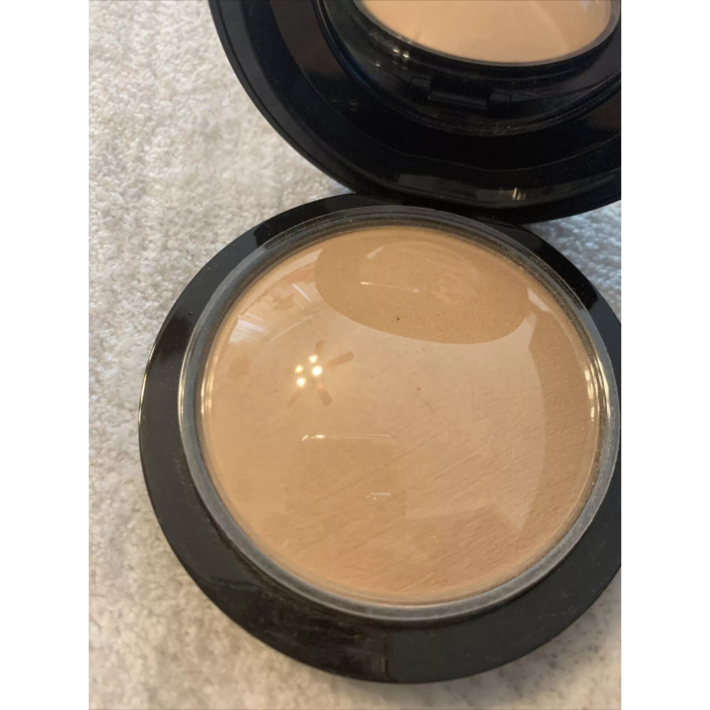 MAC Mineralize Skinfinish Natural