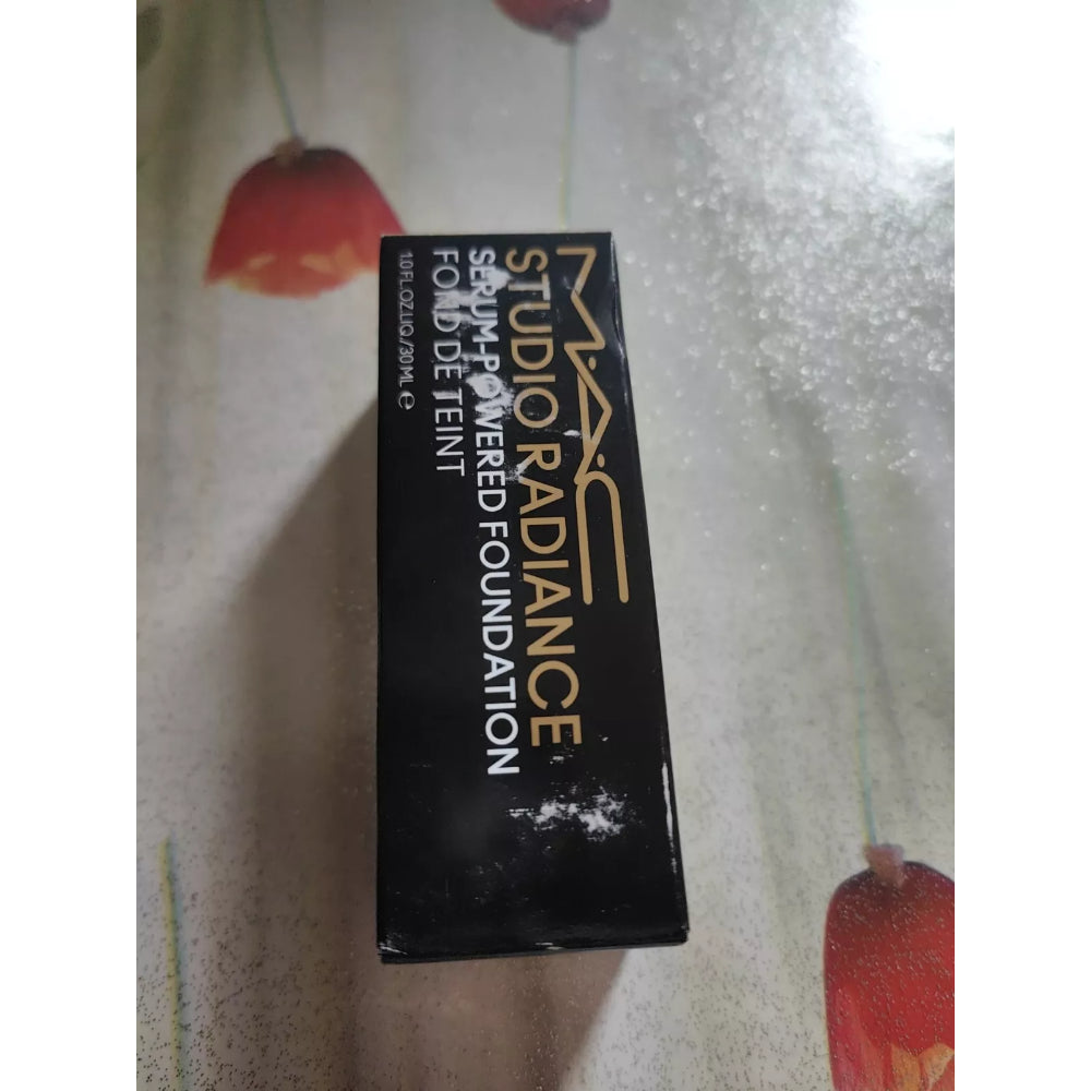 MAC Studio Radiance Serum-Powered Foundation