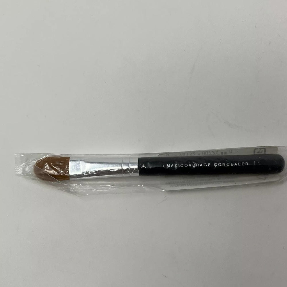 BareMinerals Maximum Coverage Concealer Brush 1 piece