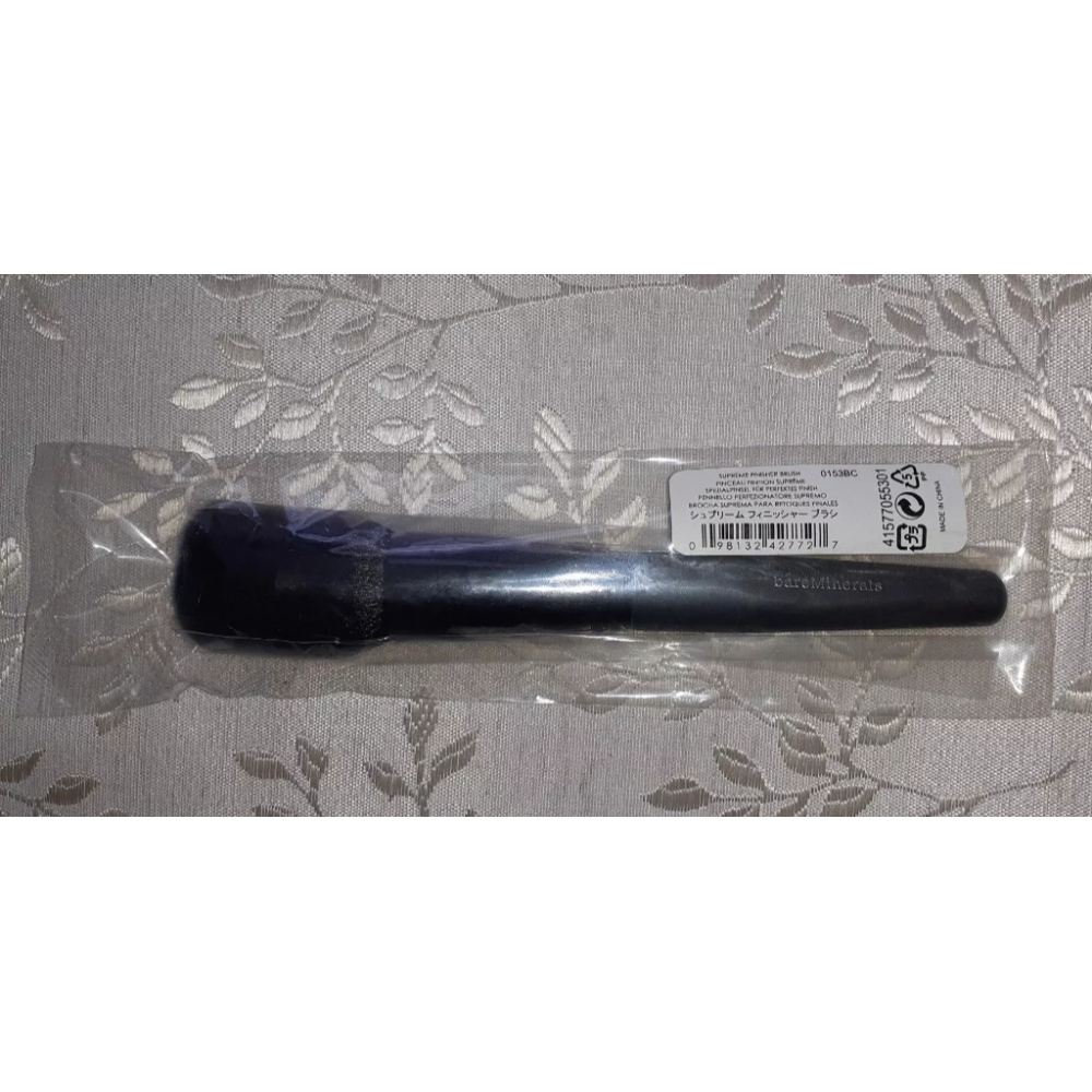 BareMinerals Supreme Finisher Brush 1 piece